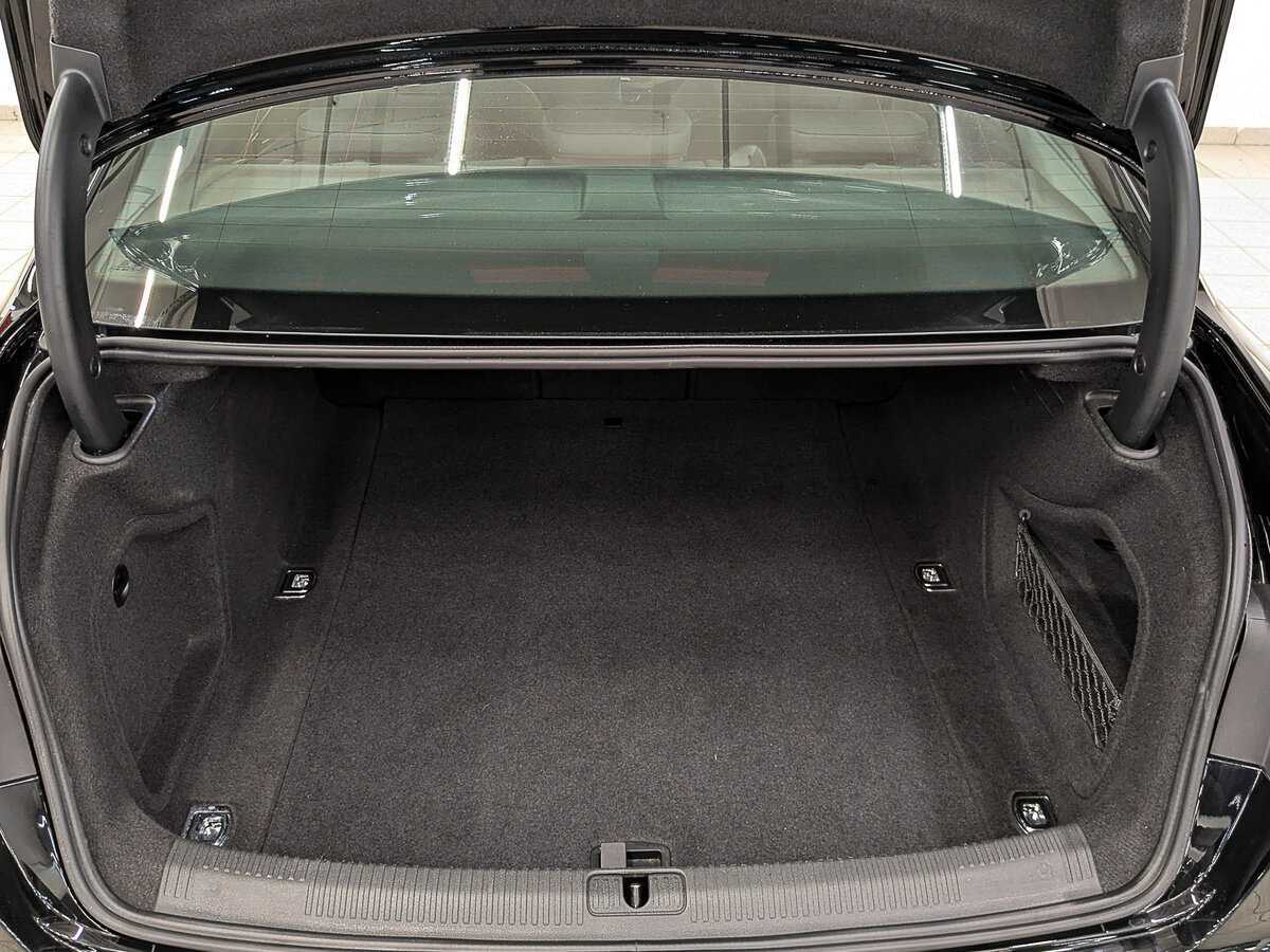 Audi A4 с пробегом — 2020 год. Фото: #9