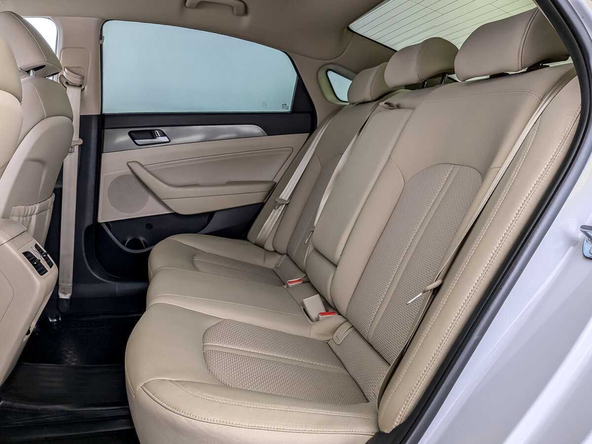 Hyundai Sonata с пробегом — 2018 год. Фото: #11