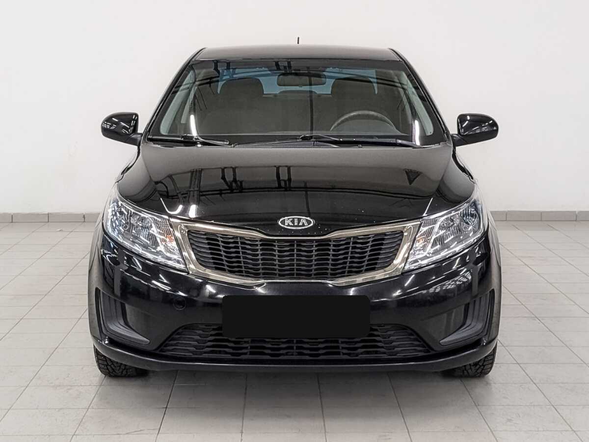 Kia Rio с пробегом — 2012 год. Фото: #1