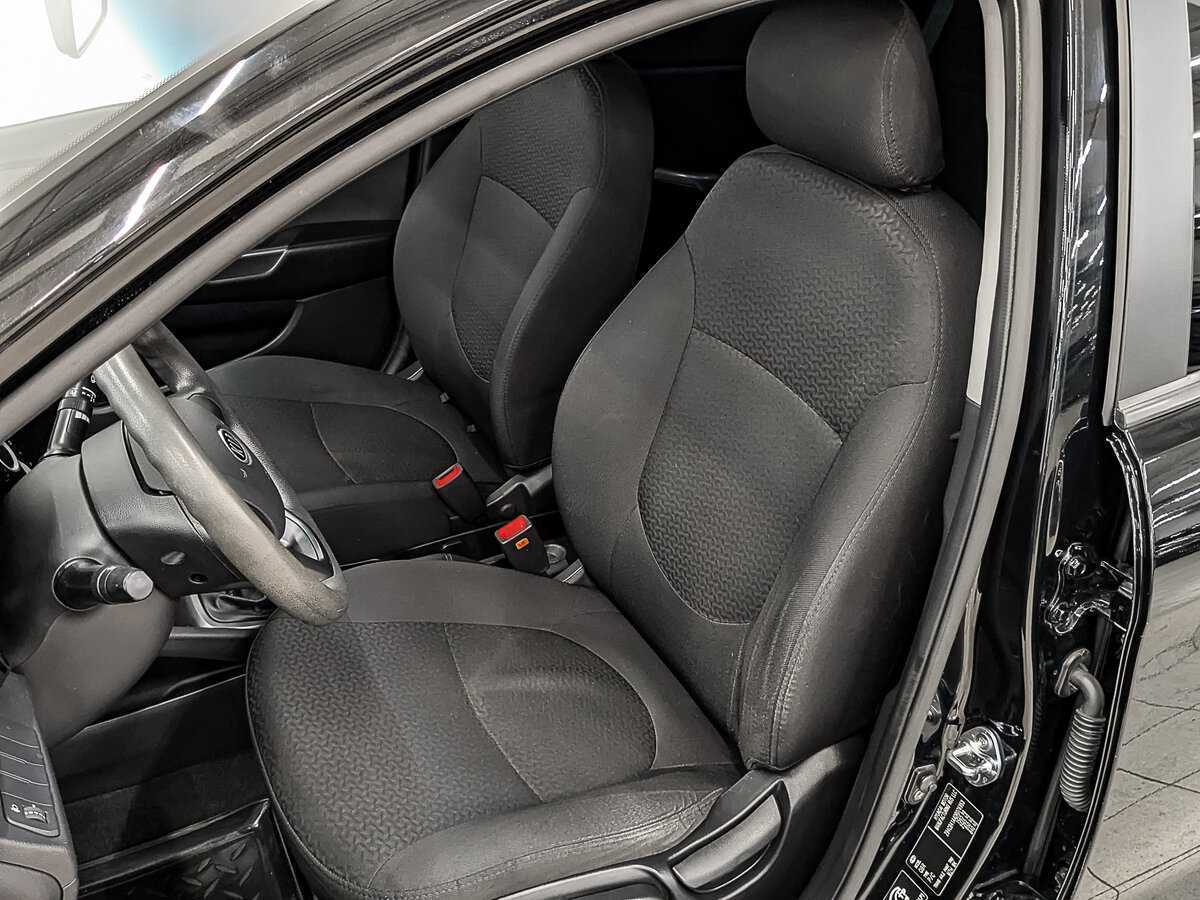 Kia Rio с пробегом — 2012 год. Фото: #19