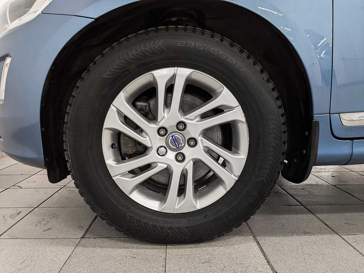 Volvo XC60 с пробегом — 2015 год. Фото: #11