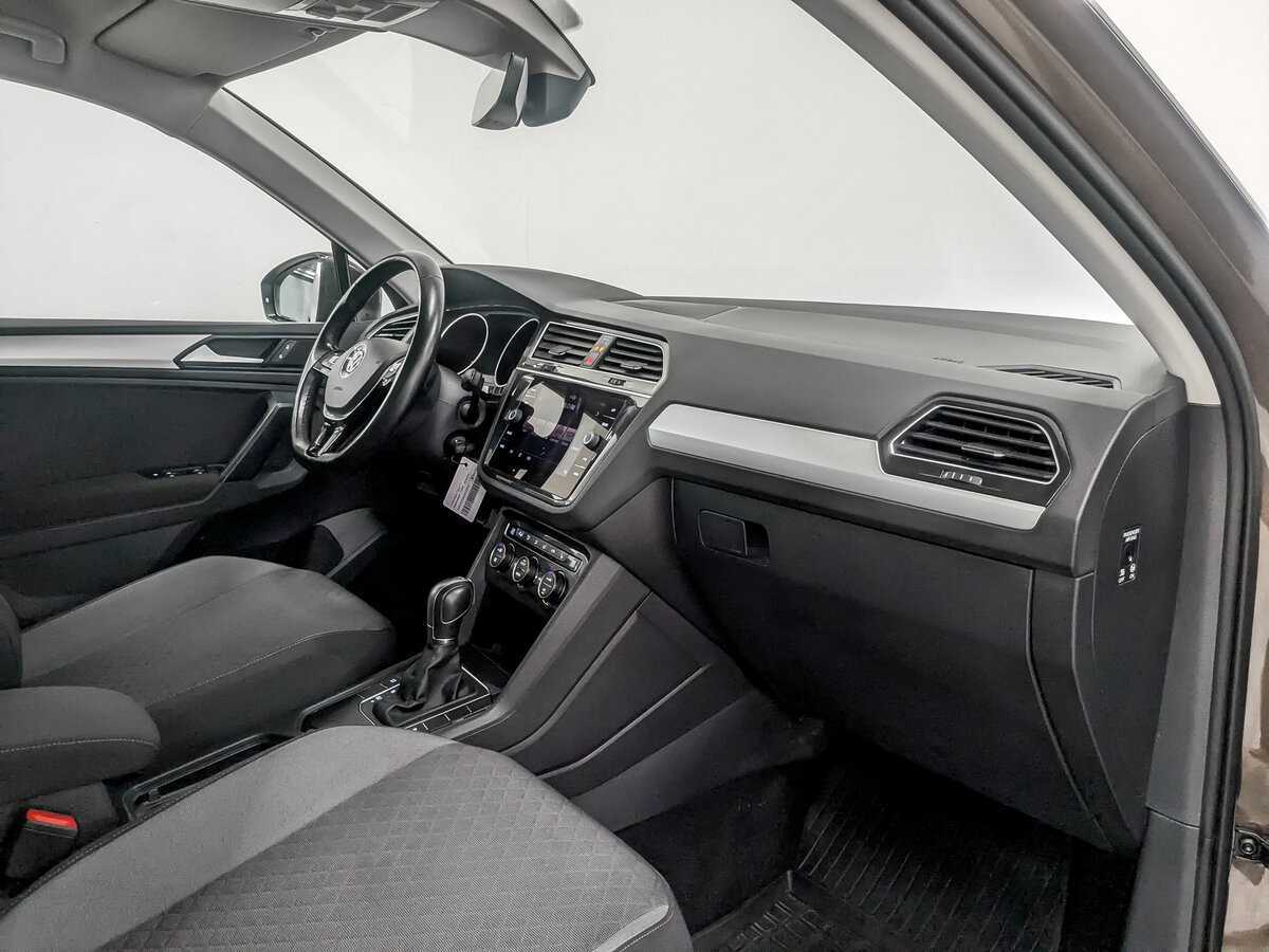 Volkswagen Tiguan с пробегом — 2019 год. Фото: #10