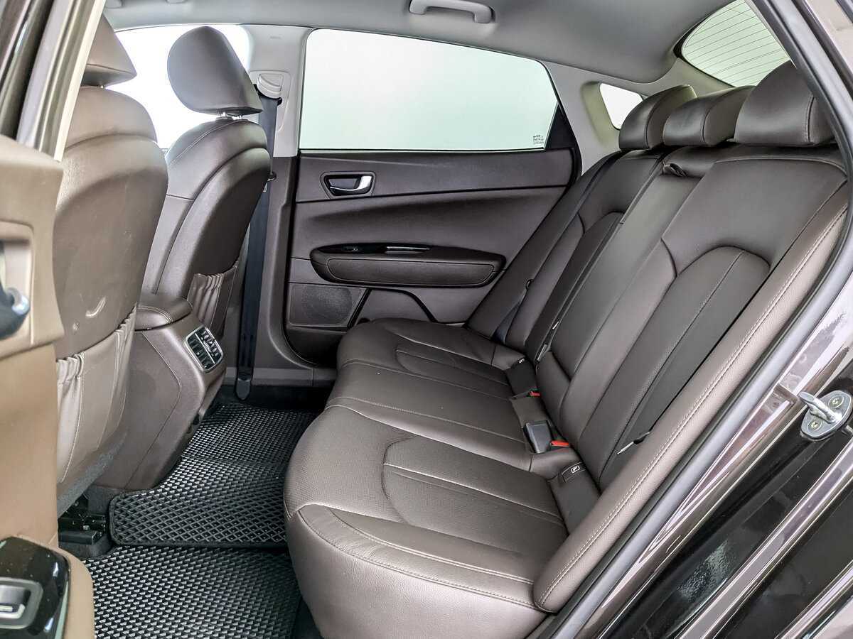 Kia Optima с пробегом — 2018 год. Фото: #11