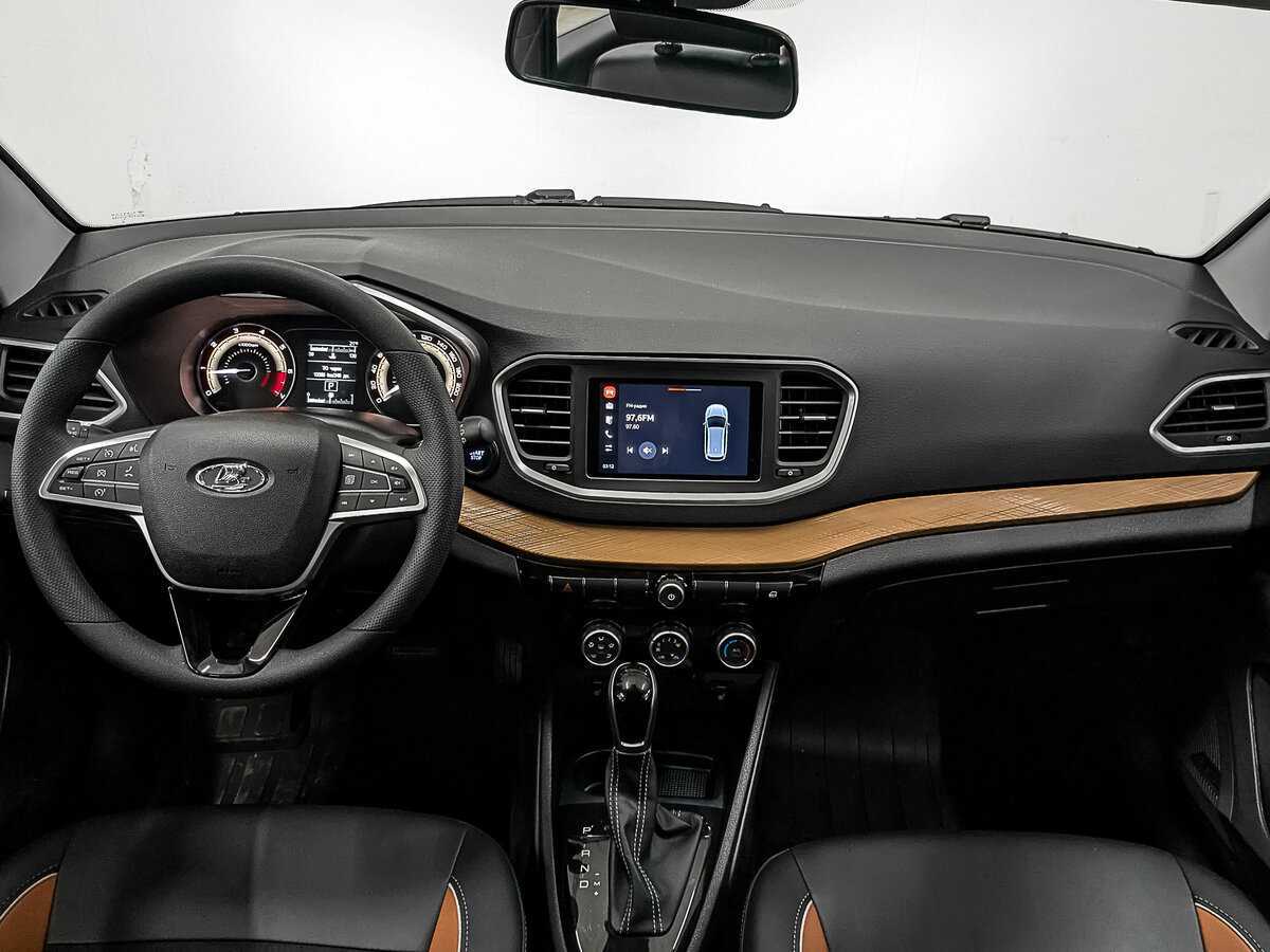 Lada (ВАЗ) Vesta с пробегом — 2024 год. Фото: #13