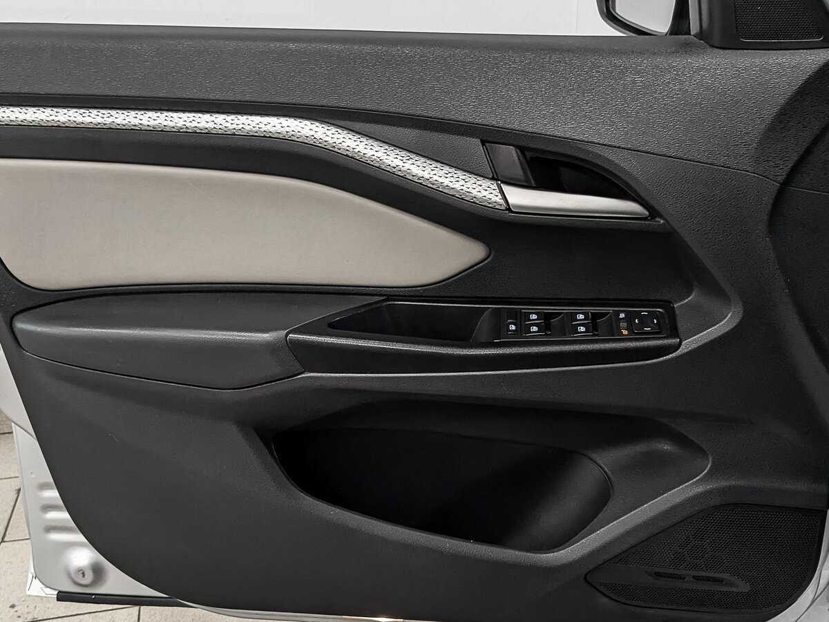 Lada (ВАЗ) Vesta с пробегом — 2018 год. Фото: #17