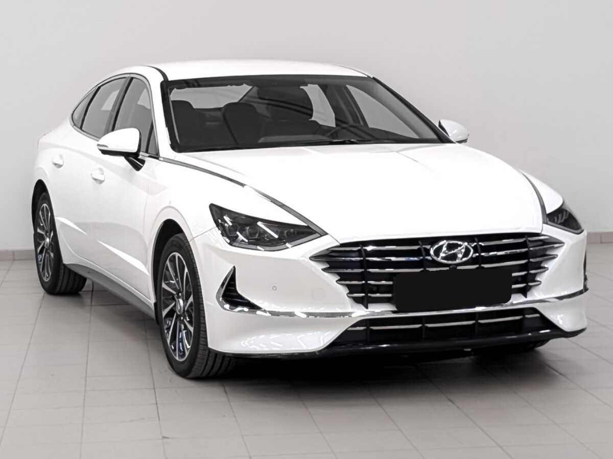 Hyundai Sonata с пробегом — 2022 год. Фото: #2