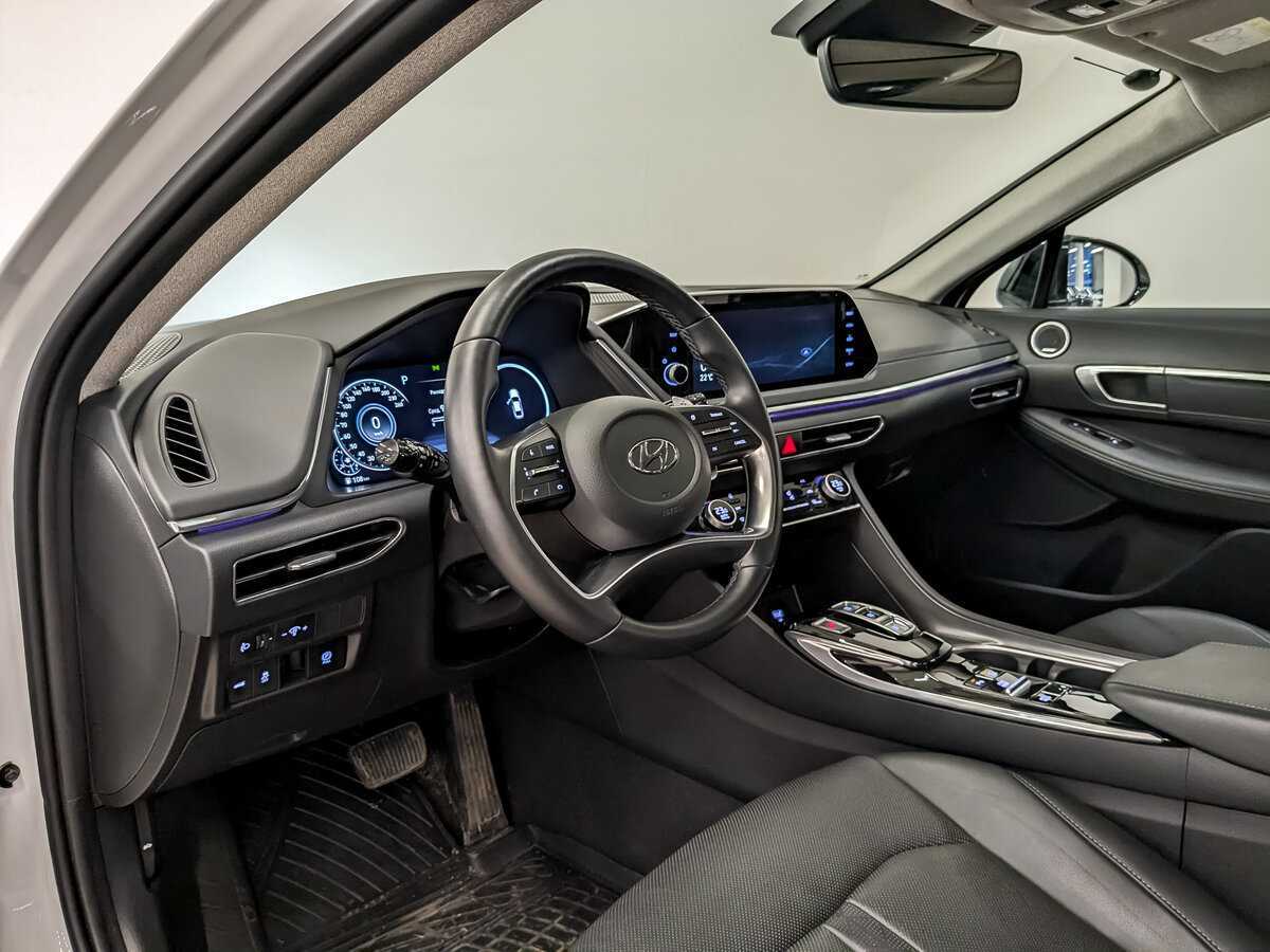 Hyundai Sonata с пробегом — 2022 год. Фото: #15