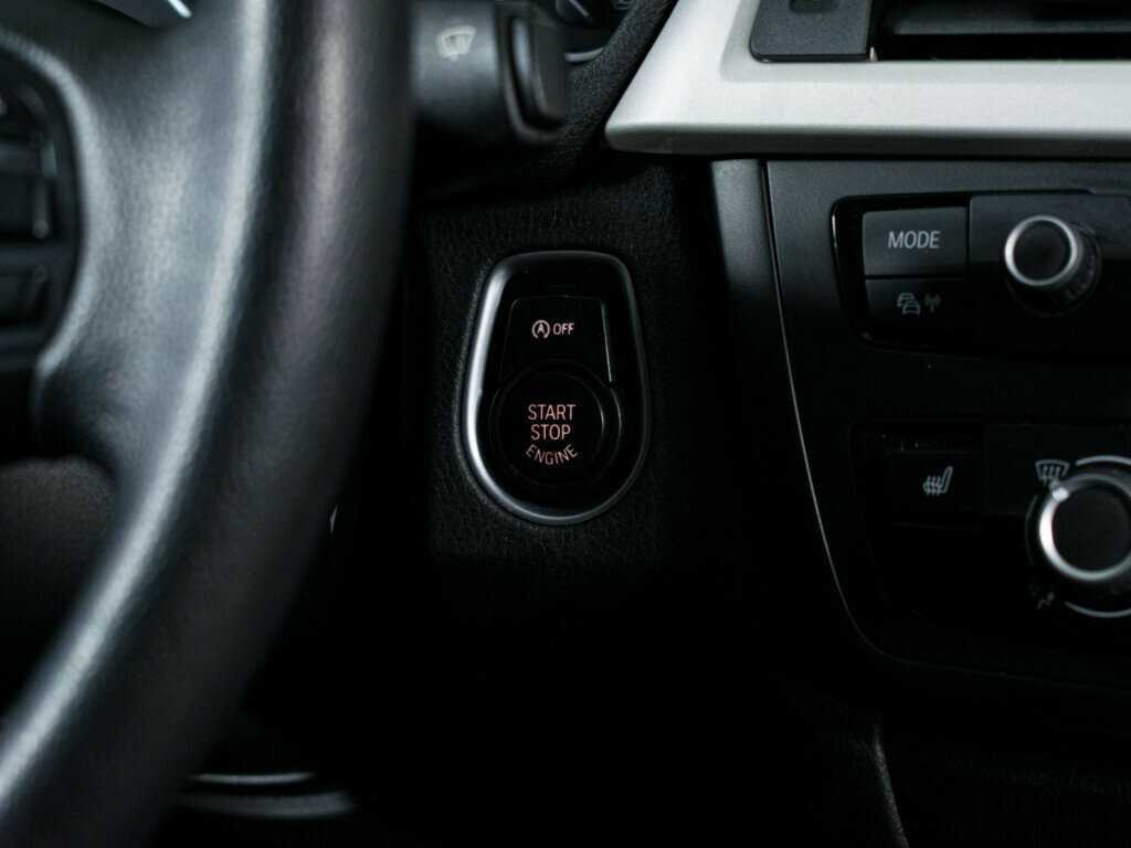 BMW 3 серии с пробегом — 2014 год. Фото: #12