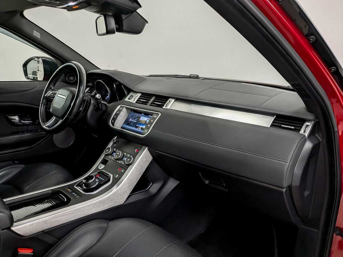 Land Rover Range Rover Evoque с пробегом — 2017 год. Фото: #10