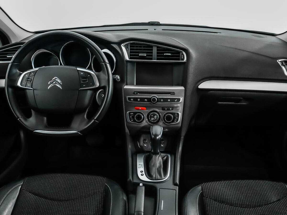 Citroen C4 с пробегом — 2016 год. Фото: #10