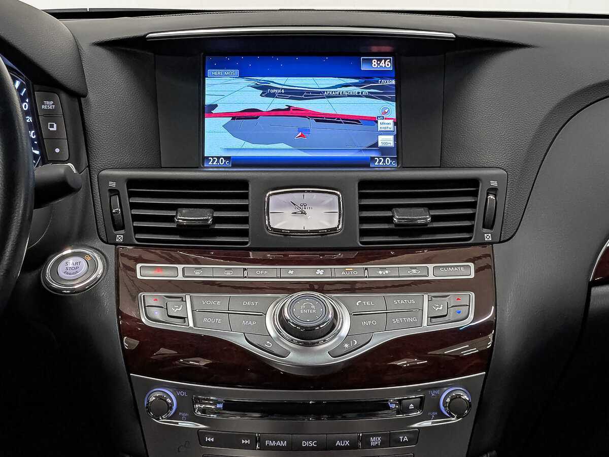 Infiniti Q70 с пробегом — 2016 год. Фото: #16