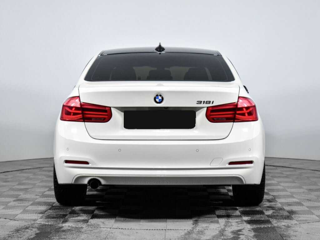 BMW 3 серии с пробегом — 2017 год. Фото: #5