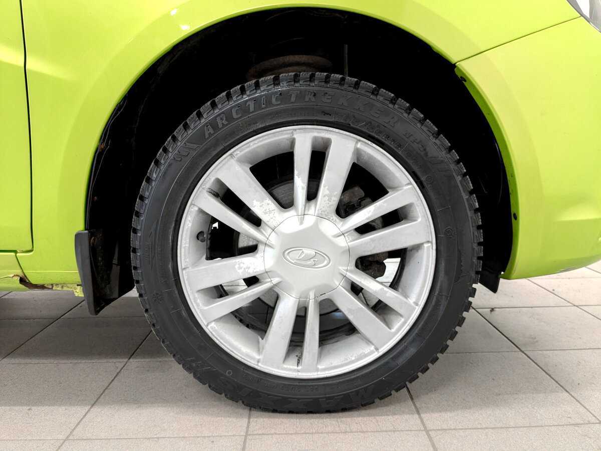 Lada (ВАЗ) Vesta с пробегом — 2016 год. Фото: #17