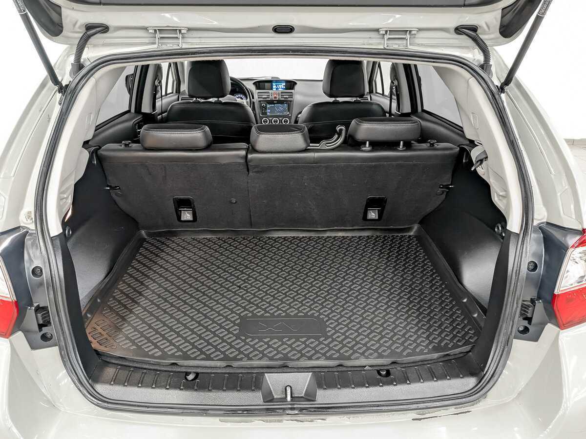 Subaru XV с пробегом — 2013 год. Фото: #9