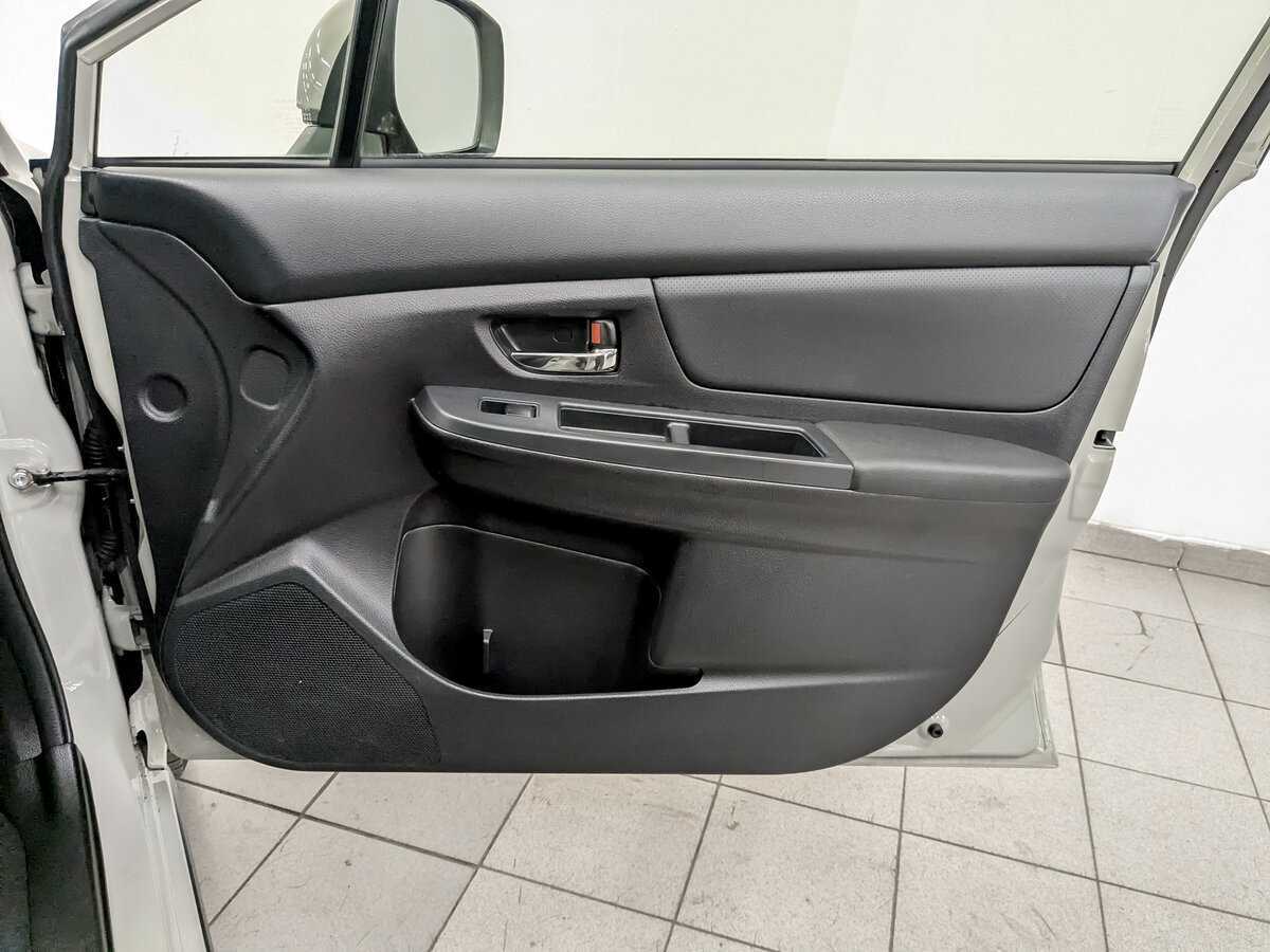 Subaru XV с пробегом — 2013 год. Фото: #24