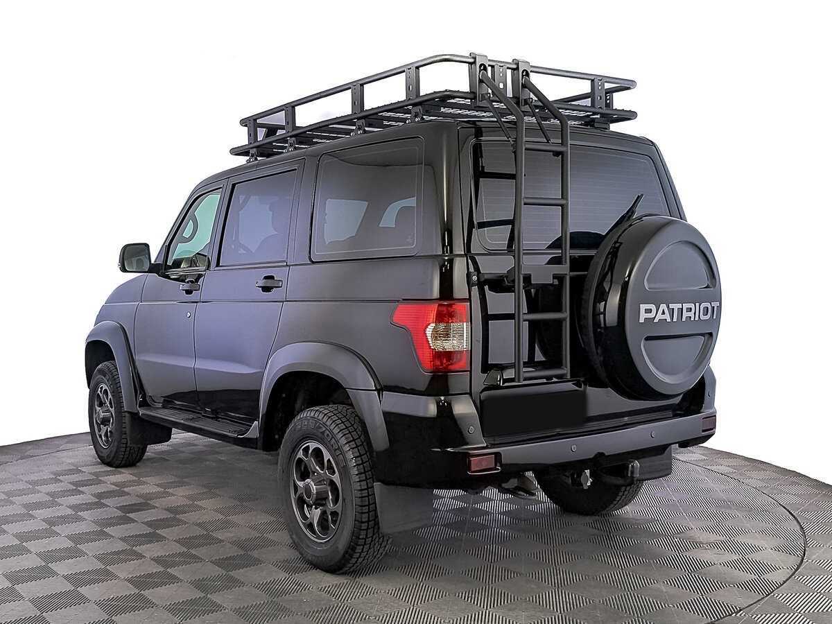 УАЗ Patriot с пробегом — 2024 год. Фото: #6