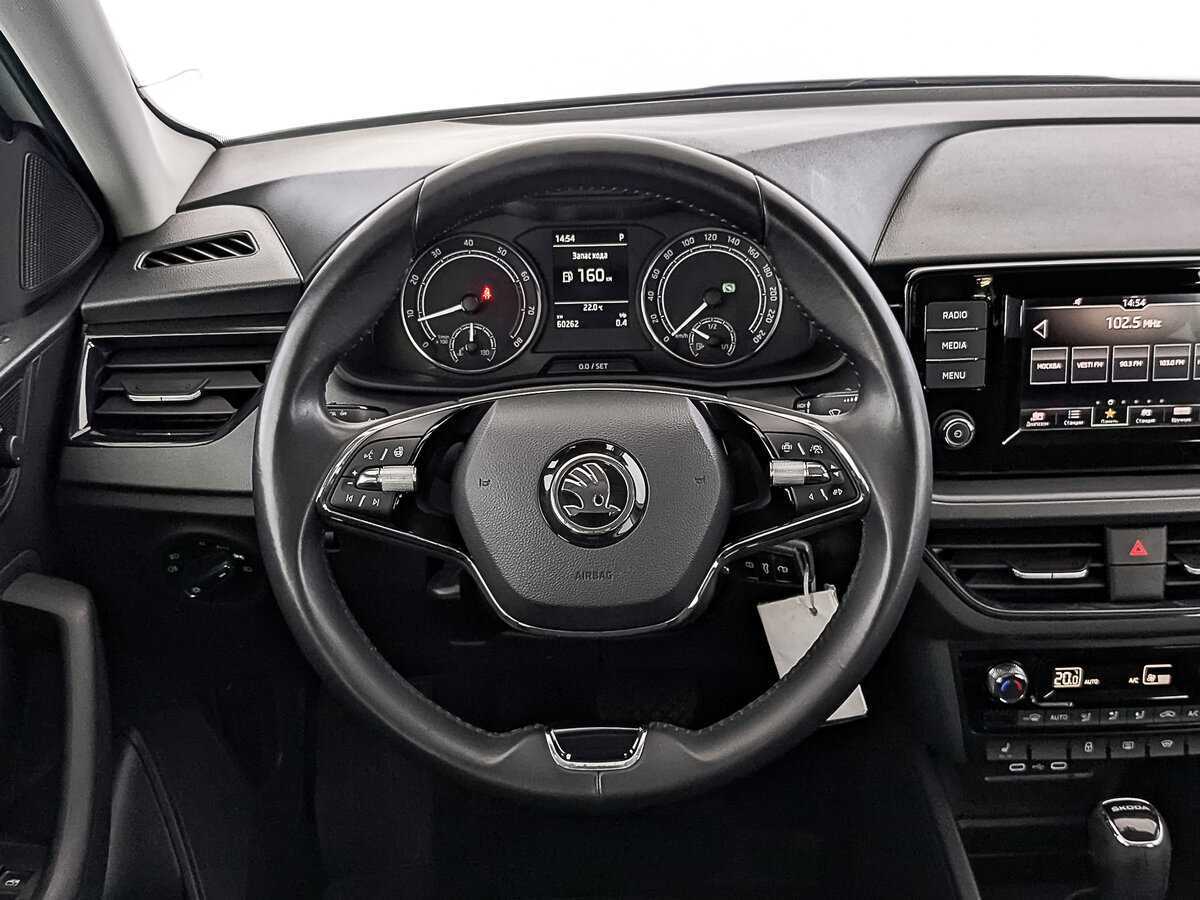 Skoda Rapid с пробегом — 2020 год. Фото: #21