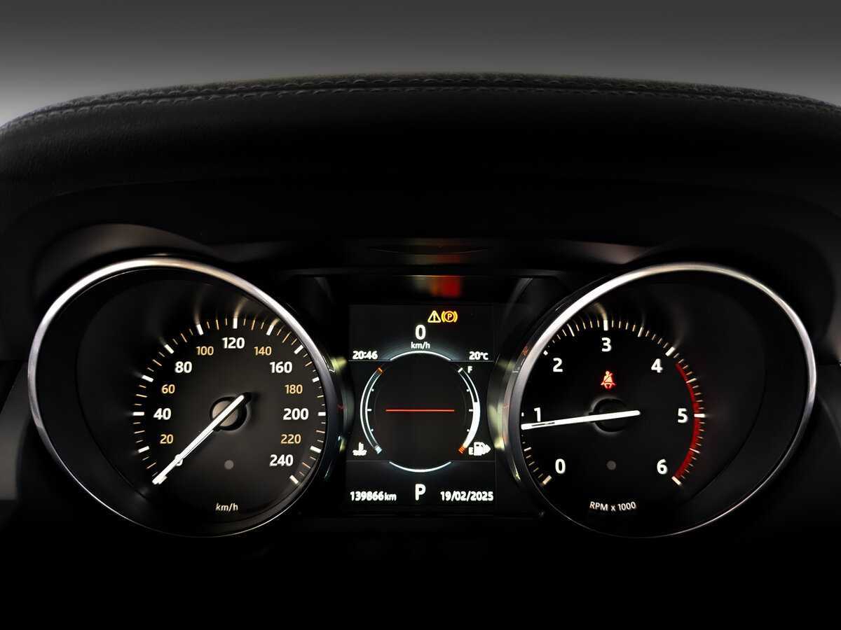 Land Rover Range Rover Evoque с пробегом — 2017 год. Фото: #12