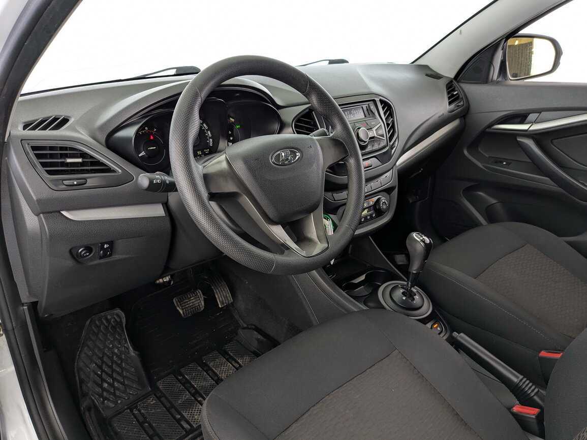 Lada (ВАЗ) Vesta с пробегом — 2016 год. Фото: #14