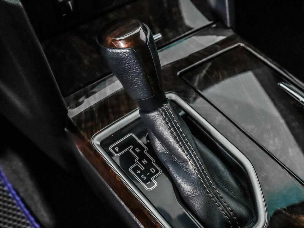 Toyota Camry с пробегом — 2016 год. Фото: #10