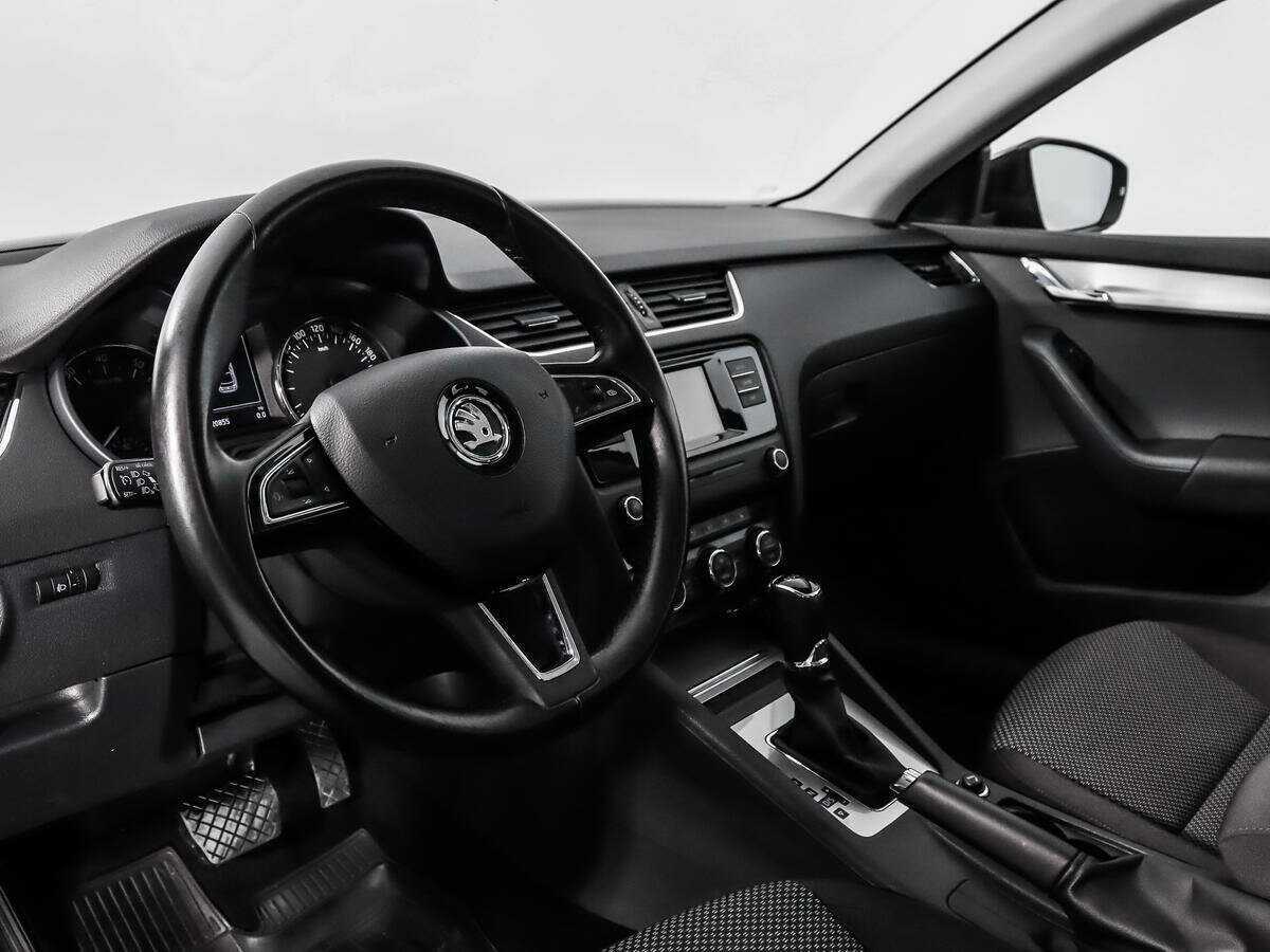 Skoda Octavia с пробегом — 2016 год. Фото: #8