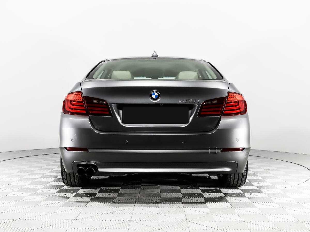 BMW 5 серии с пробегом — 2012 год. Фото: #4