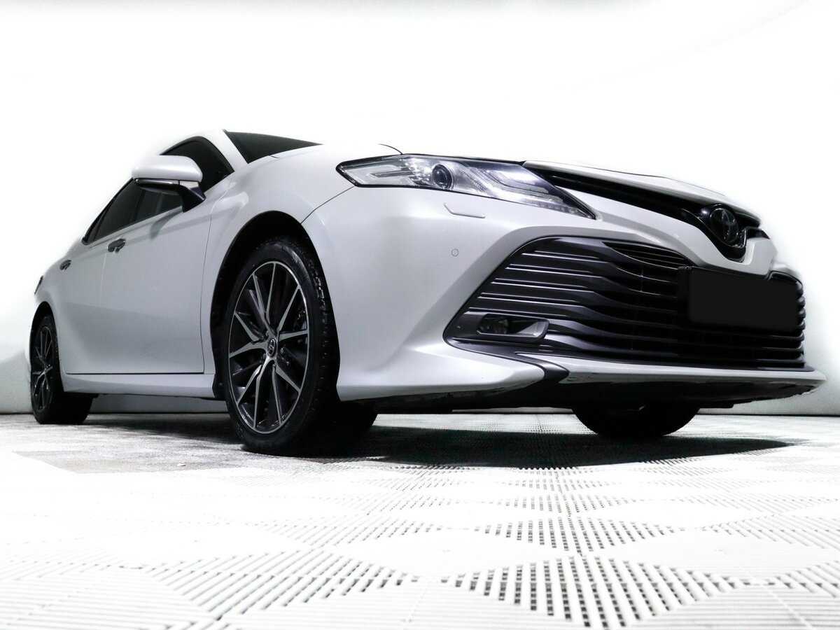 Toyota Camry с пробегом — 2019 год. Фото: #15