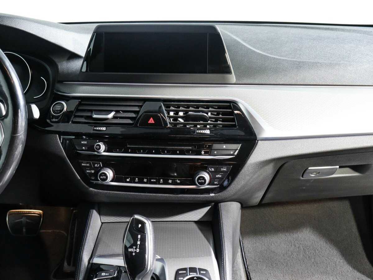 BMW 5 серии с пробегом — 2018 год. Фото: #8