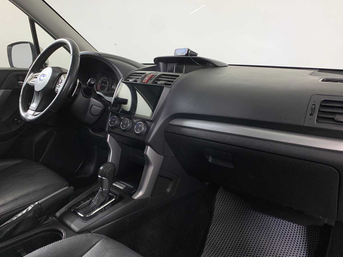 Subaru Forester с пробегом — 2014 год. Фото: #13