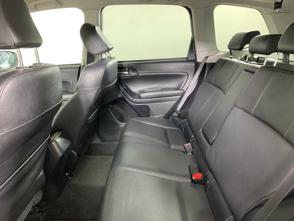 Subaru Forester с пробегом — 2014 год. Фото: #18