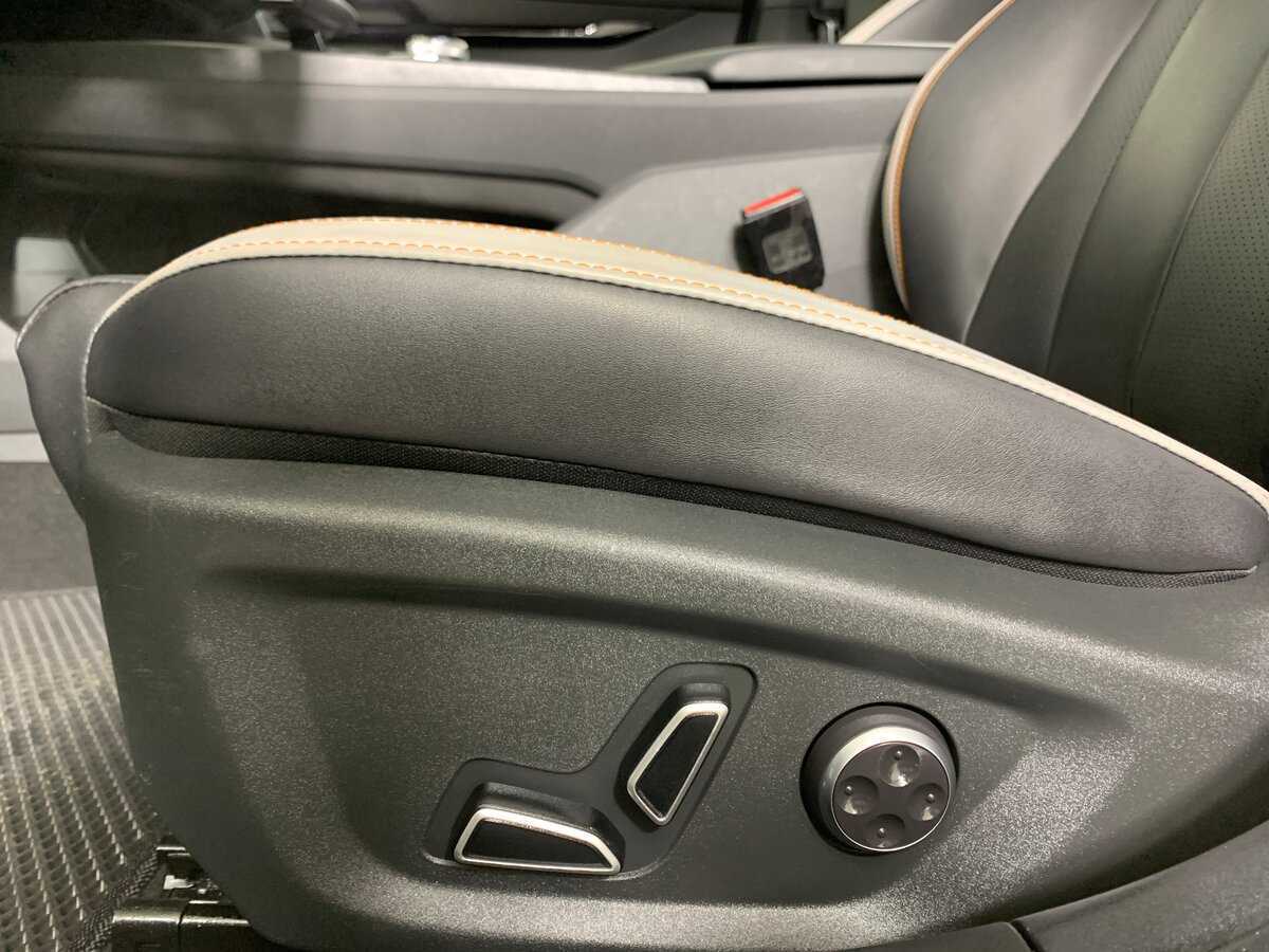 Changan UNI-V с пробегом — 2024 год. Фото: #16