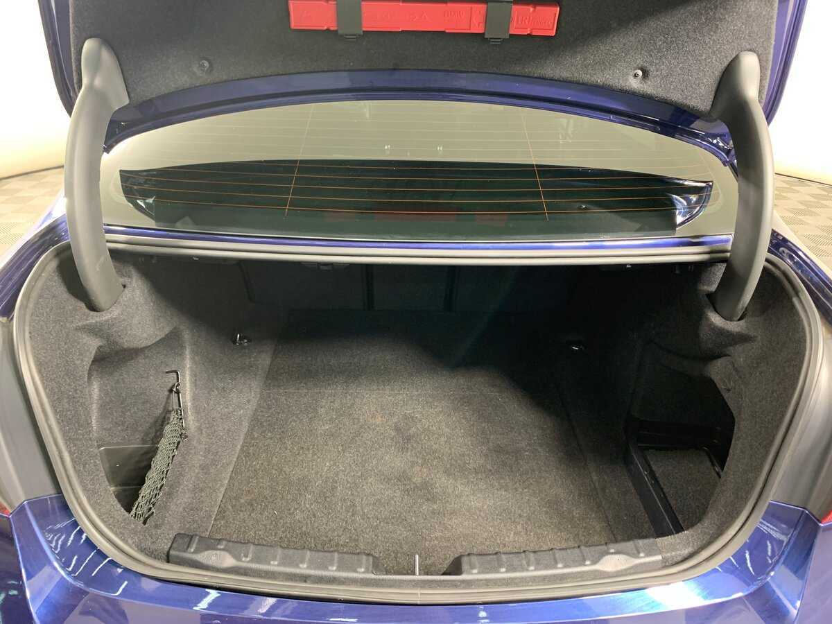 BMW 3 серии с пробегом — 2017 год. Фото: #16