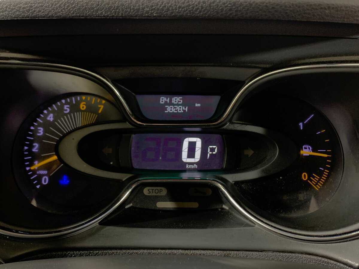 Renault Kaptur с пробегом — 2016 год. Фото: #14