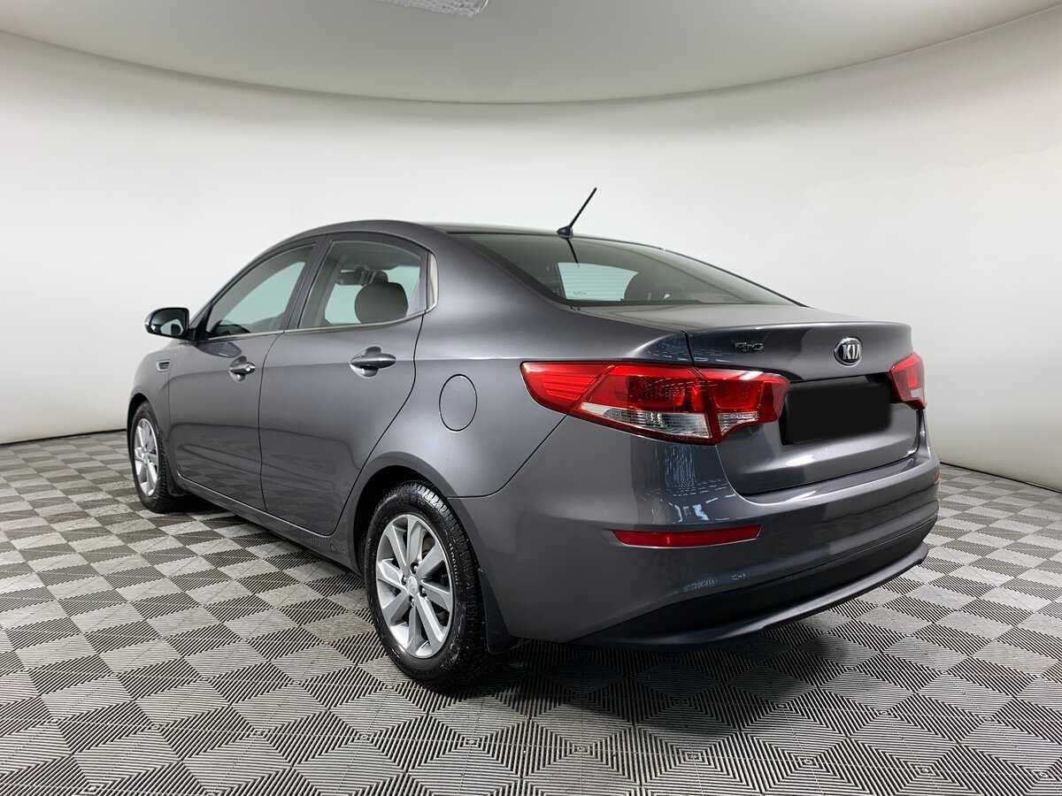Kia Rio с пробегом — 2015 год. Фото: #6