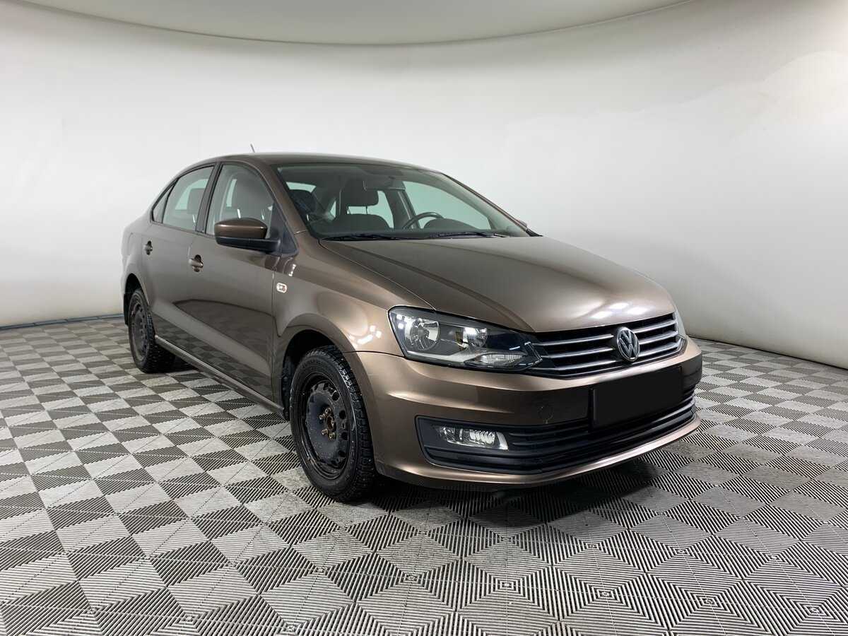 Volkswagen Polo с пробегом — 2016 год. Фото: #2