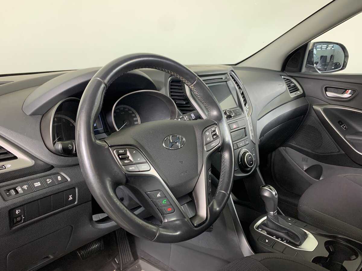 Hyundai Santa Fe с пробегом — 2017 год. Фото: #8