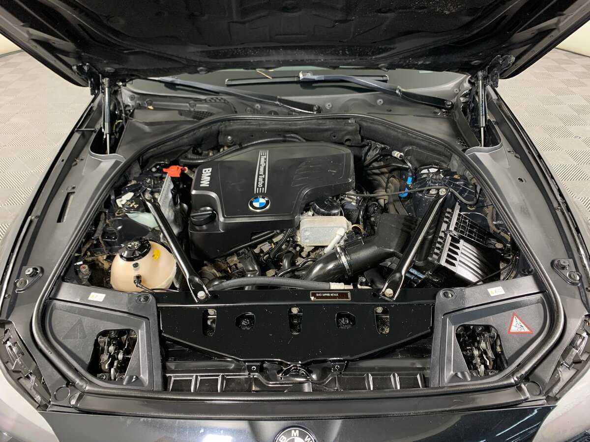 BMW 5 серии с пробегом — 2012 год. Фото: #10