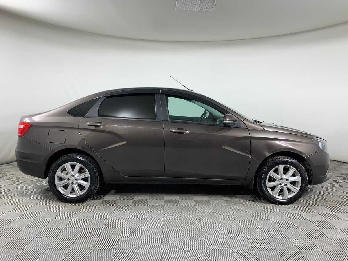 Lada (ВАЗ) Vesta с пробегом — 2021 год. Фото: #3