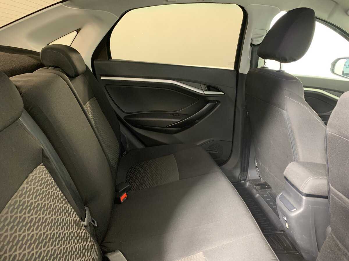 Lada (ВАЗ) Vesta с пробегом — 2021 год. Фото: #17