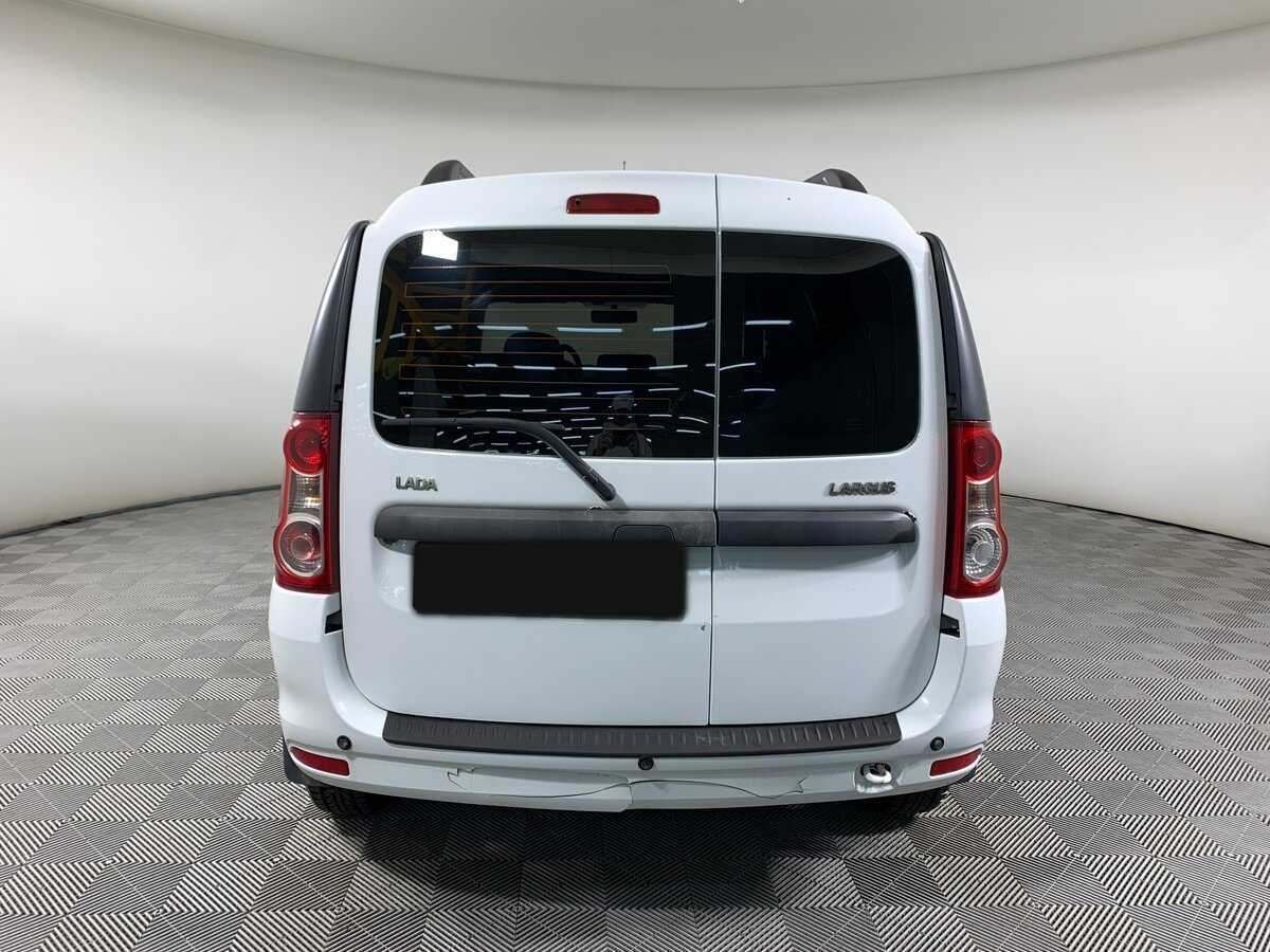 Lada (ВАЗ) Largus с пробегом — 2016 год. Фото: #5