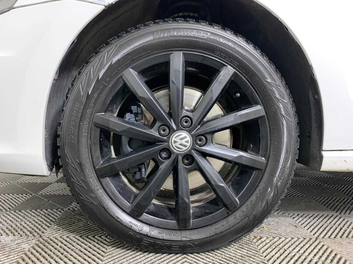 Volkswagen Polo с пробегом — 2018 год. Фото: #8