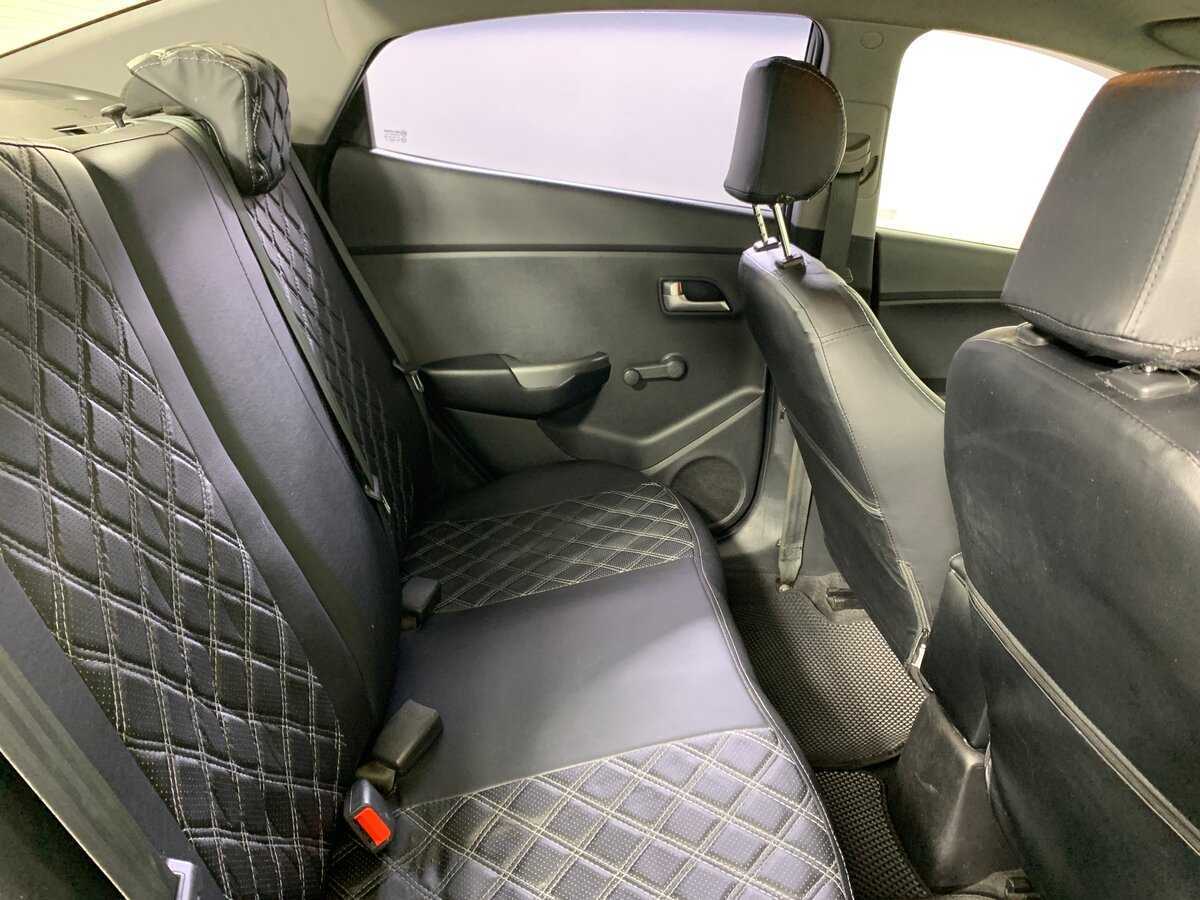 Kia Rio с пробегом — 2012 год. Фото: #16