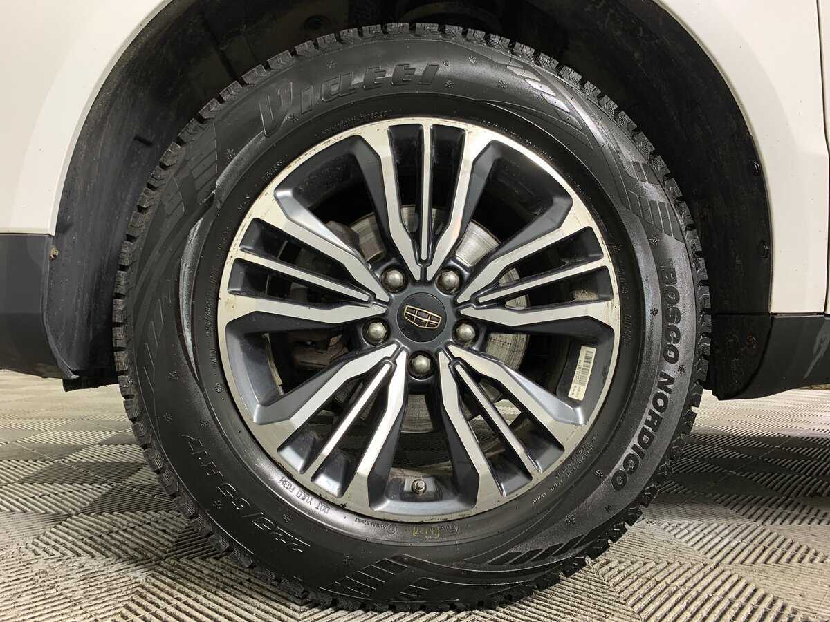 Geely Emgrand X7 с пробегом — 2020 год. Фото: #8