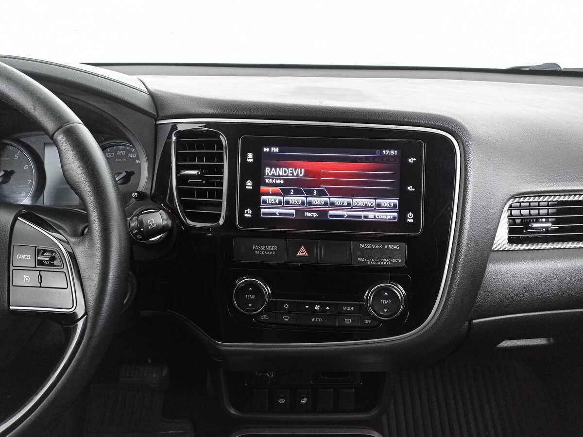 Mitsubishi Outlander с пробегом — 2018 год. Фото: #14