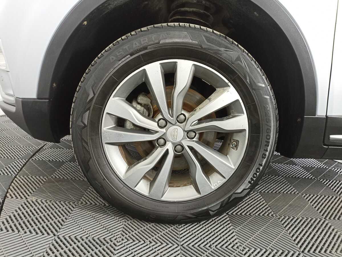 Geely Atlas с пробегом — 2018 год. Фото: #17