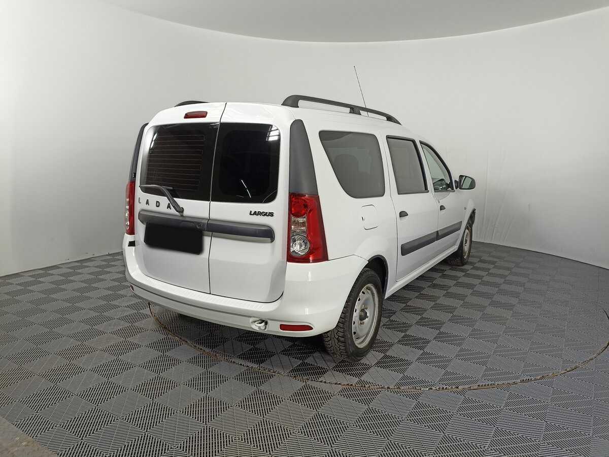 Lada (ВАЗ) Largus с пробегом — 2021 год. Фото: #4