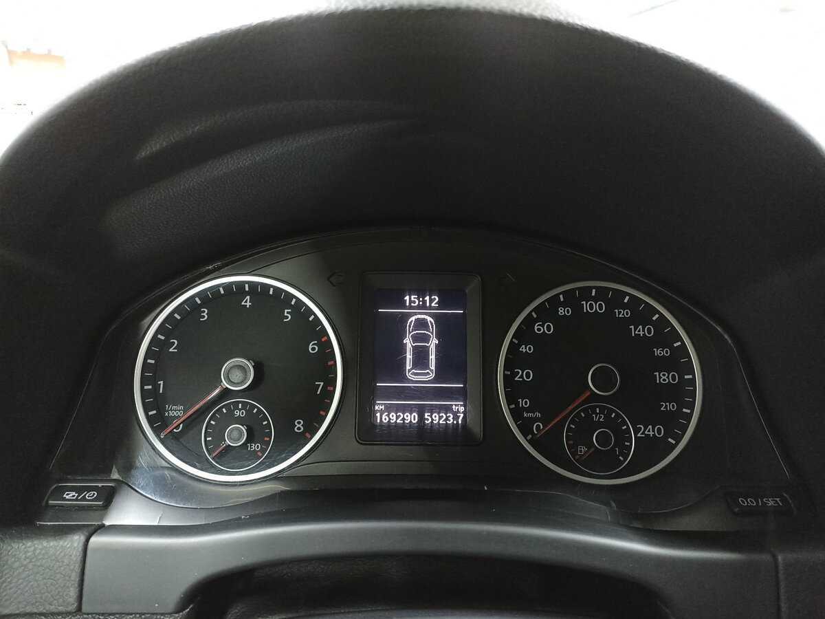 Volkswagen Tiguan с пробегом — 2012 год. Фото: #12