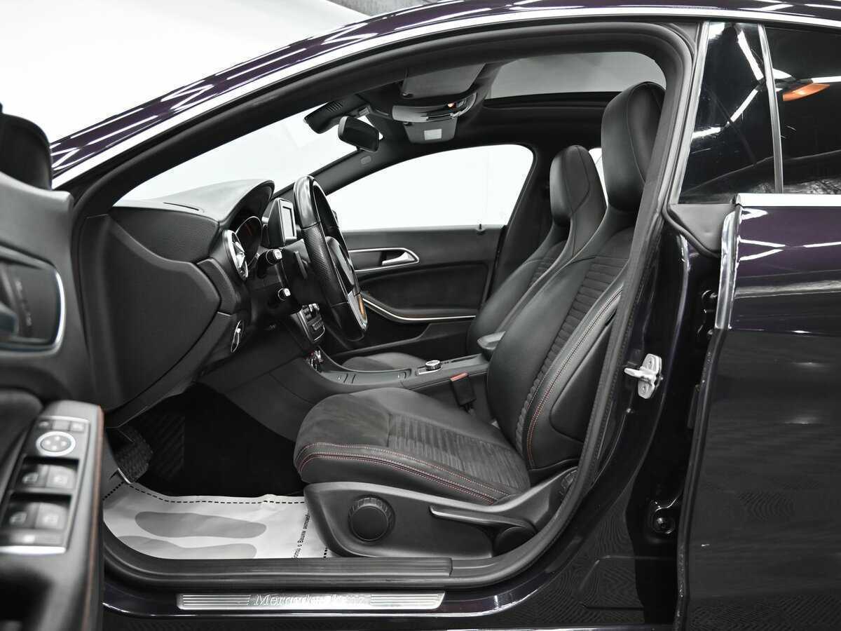 Mercedes-Benz CLA с пробегом — 2013 год. Фото: #16