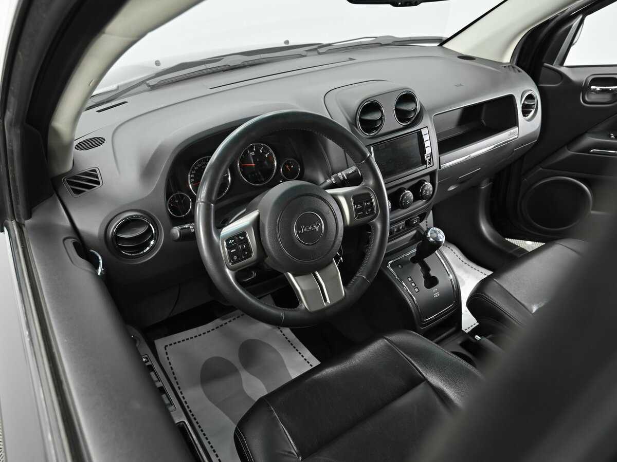 Jeep Compass с пробегом — 2012 год. Фото: #7