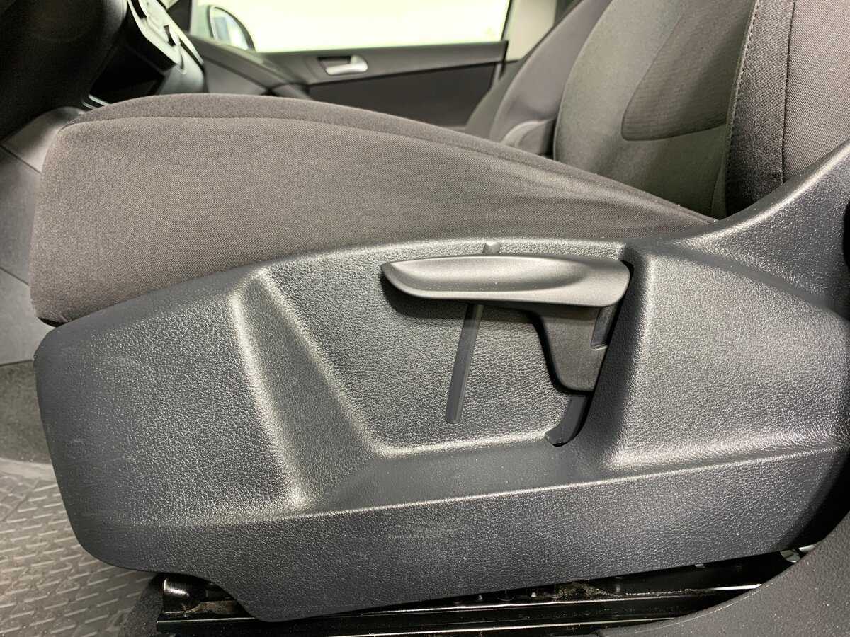 Volkswagen Tiguan с пробегом — 2014 год. Фото: #16